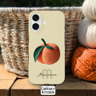 Minimaler Monogrammname Moderner Crochet Peach iPhone 16 Hülle