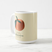 Minimaler Monogrammname Moderner Crochet Peach Kaffeetasse (Vorderseite Links)