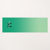 Minimaler Name für grüne Gradient Monogram-Skripte Yogamatte (Vorderseite (Horizontal))