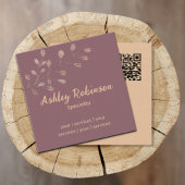 Minimaler QR-Code Terracotta pink leaf Quadratische Visitenkarte