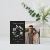 Minimaler Save the Date grüner Kranz Ankündigungspostkarte (Stehend Vorderseite)