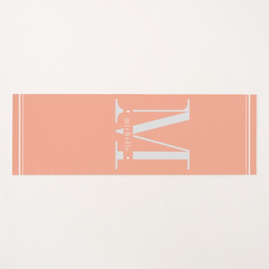 Minimaler Soft Peach & White Monogramm Yogamatte (Vorderseite (Horizontal))