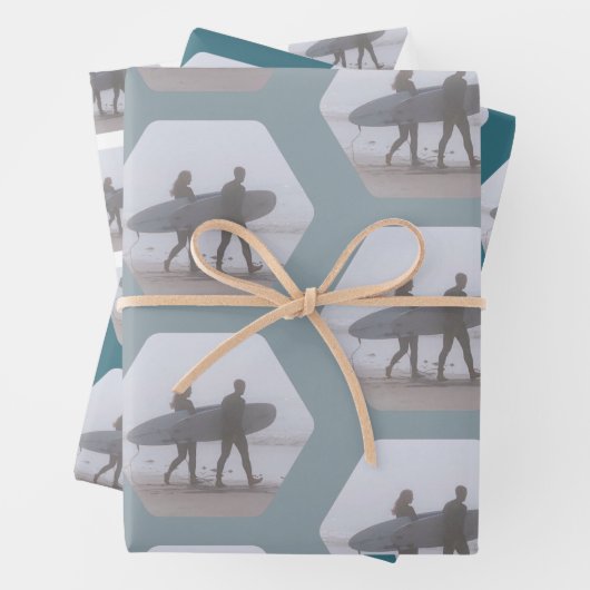 Minimaler Surfer Couple Sea Foam Green Geschenkpapier Set (Beispiel)