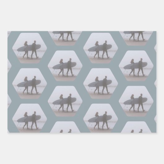 Minimaler Surfer Couple Sea Foam Green Geschenkpapier Set (Vorderseite)