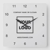 Minimaler Text für das benutzerdefinierte Firmenlo Quadratische Wanduhr (Vorderseite)