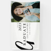 Minimaler Typografy Graduate Foto Abschluss Banner (Vertikal)