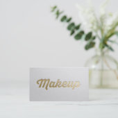 Minimaler White & Gold Embossed Text Makeup Artist Visitenkarte (Stehend Vorderseite)