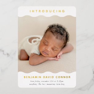 MINIMALES BABYFOTO mit einfacher Wellenkante Folieneinladung