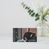 Minimales Elegantes benutzerdefiniertes Monogramm- Visitenkarte (Stehend Vorderseite)