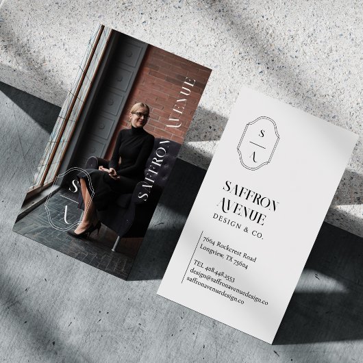 Minimales Elegantes benutzerdefiniertes Monogramm- Visitenkarte