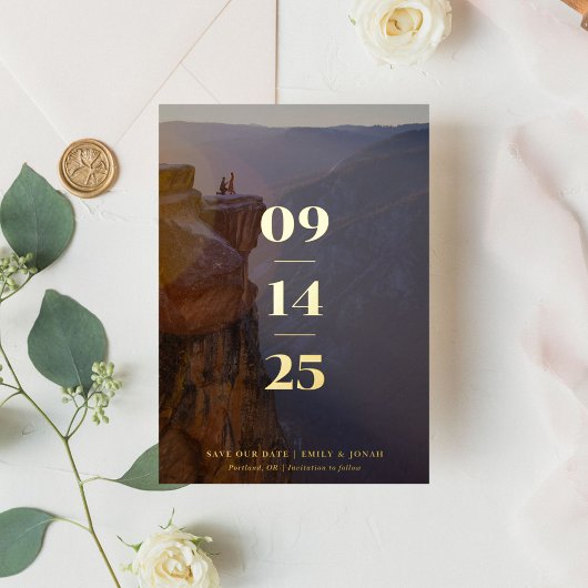 Minimales elegantes Hochzeitsstil Save the Date Folieneinladung