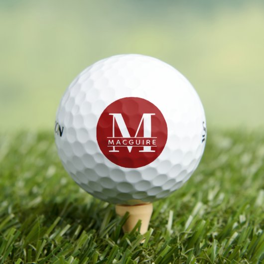 Minimales fett Monogramm mit Name | Raspberry Red Golfball (Insitu T-Shirt)