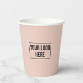 Minimales Firmenlogo Rosa Pink-Kaffee Pappbecher (Vorderseite)