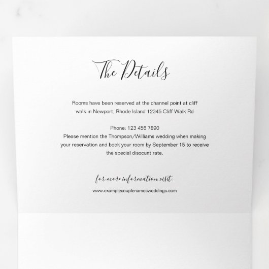 Minimales Hochzeitsstich mit UAWG QR Code & Detail Dreifach Gefaltete Einladung (Innen Erste Seite)