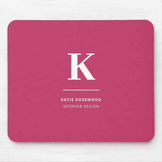 Minimales Hot Pink Modernes Typografisches Monogra Mousepad (Vorne)
