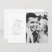 Minimales Laub + Skripttext Save the Date Ankündigungspostkarte (Vorne/Hinten)