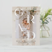 Minimales modernes Cream Overlay Grad Foto Einladung (Stehend Vorderseite)