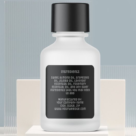 minimales, modernes Etikett mit schwarzen Zutaten Quadratischer Aufkleber