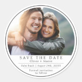 Minimales modernes Foto Save the Date Schwarz-weiß Runder Aufkleber (Vorderseite)