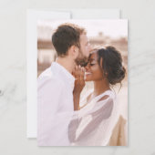 Minimales Monogramm-Foto Hochzeit Schwarz/Weiß Einladung (Rückseite)