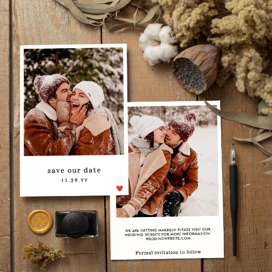 Minimales Schriftart für Schreibmaschine Red Heart Save The Date