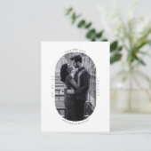 Minimales Schwarz-Weiß-Hochzeitsstil Save the Date Postkarte (Stehend Vorderseite)