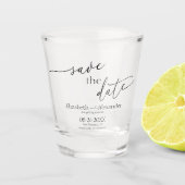 Minimales Schwarz-Weiß-Skript Save the Date Extrav Schnapsglas (Vorderseite)