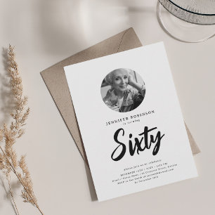 Minimales Script-Foto 60. Geburtstag Schwarz-weiß Einladung