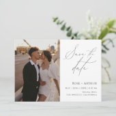 Minimales Script-Foto Save the Date Einladung (Stehend Vorderseite)