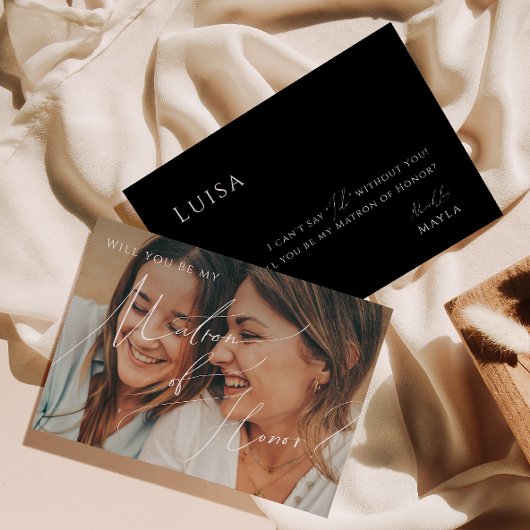 Minimales Skript | Black Faded Foto Matron of Ehre Einladung
