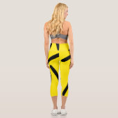 Minimalismus Abstrakt Art Muster Schwarz Gelb Capri Leggings (Rückseite)