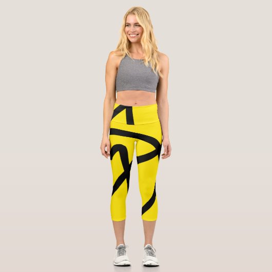 Minimalismus Abstrakt Art Muster Schwarz Gelb Capri Leggings (Vorderseite)