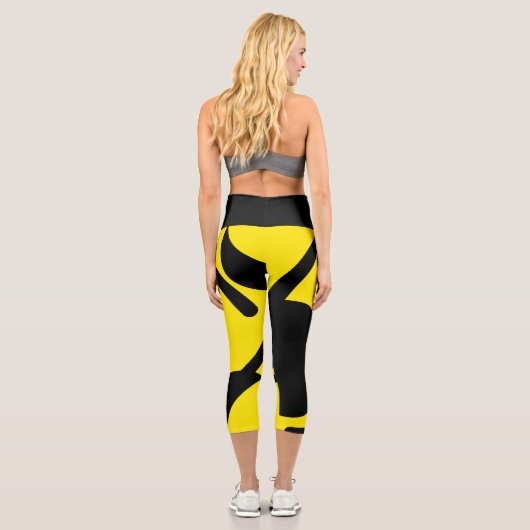 Minimalismus Abstrakt Art Muster Schwarz Gelb Capri Leggings (Rückseite)