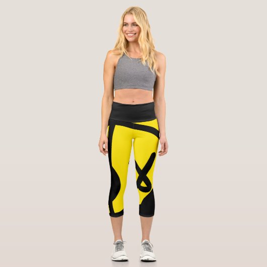 Minimalismus Abstrakt Art Muster Schwarz Gelb Capri Leggings (Vorderseite)