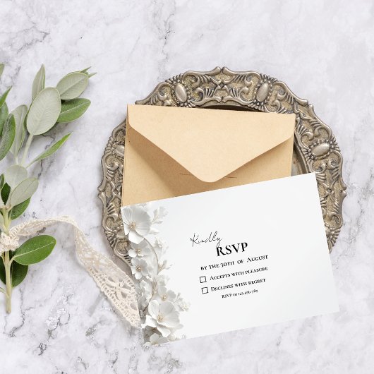 Minimalist 3D White Floral Elegant Luxury Wedding RSVP Karte