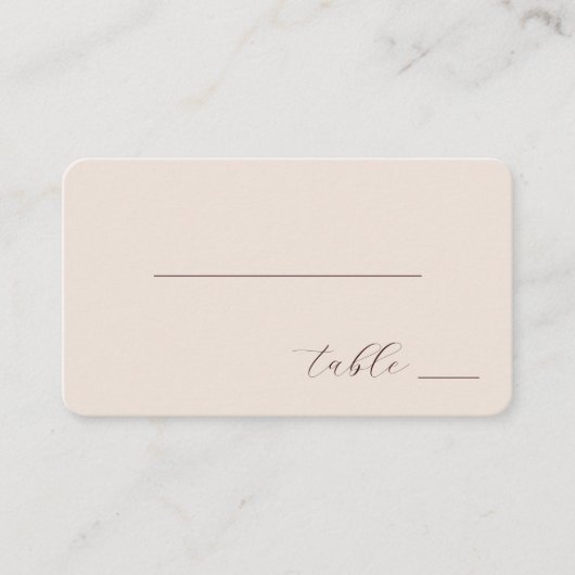 Minimalist Beige Calligraphy Platzkarte (Vorderseite)