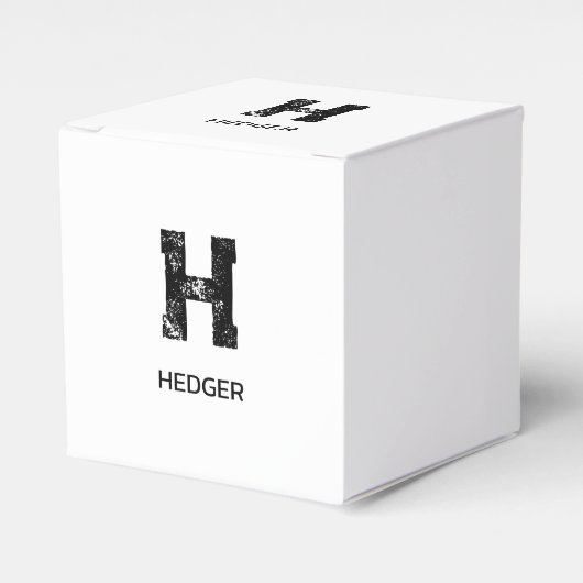 MINIMALIST BLACK ONE LETTER MONOGRAM NAME WHITE GESCHENKSCHACHTEL (Vorderseite)