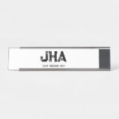 MINIMALIST BLACK THREE LETTER MONOGRAM NAME WHITE SCHREIBTISCHNAMENSPLAKETTE (Vorderseite )