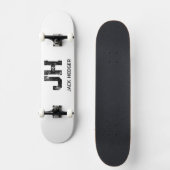 MINIMALIST BLACK TWO LETTER MONOGRAM NAME WHITE SKATEBOARD (Vorderseite)