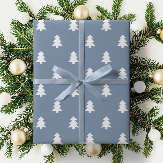Minimalist Blue Boy Christmas Pine Tree Winter Geschenkpapier