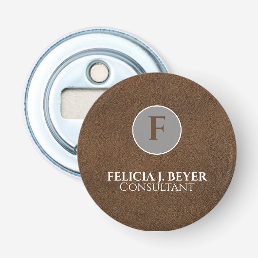 Minimalist Brown Custom Name Button Flaschenöffner (Vorderseite)