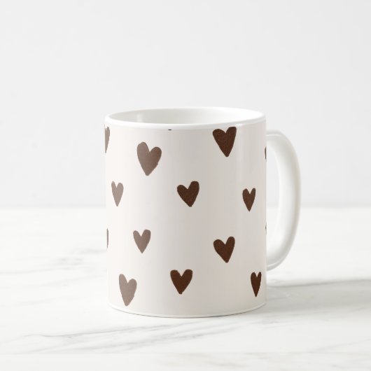Minimalist Brown Hearts Pattern | Aesthetic Neutra Kaffeetasse (VorderseiteRechts)