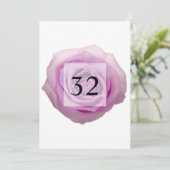 Minimalist calligraphy text birthday party einladung (Stehend Vorderseite)