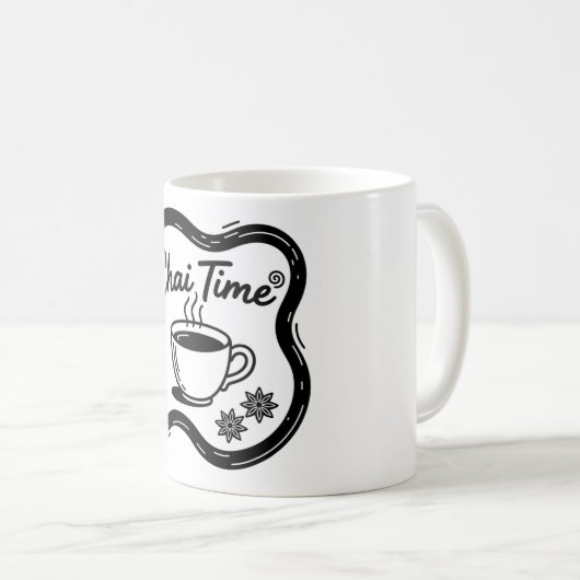 Minimalist Chai Time Typography Art Kaffeetasse (VorderseiteRechts)