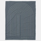 Minimalist Charcoal Blue Arch Line Art Quiet Luxur Fleecedecke (Vorderseite)
