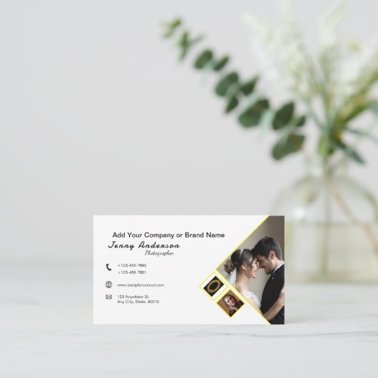 Minimalist Company Logo QR Code Photographer White Visitenkarte (Stehend Vorderseite)