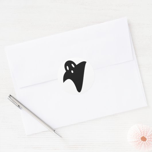 Minimalist cute ghost  runder aufkleber (Umschlag)