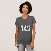 Minimalist Dog Mom Shirt | Paw Print Heart Tee (Vorne ganz)