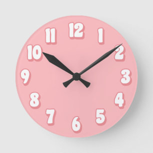 Minimalist einfaches Pastellrosa Weiß Retro Runde Wanduhr