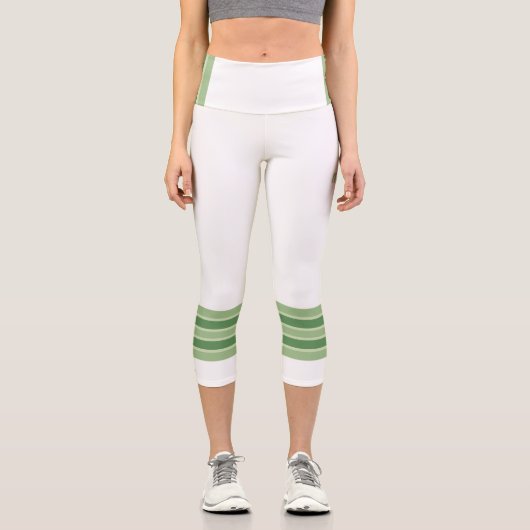 Minimalist, Five Green Retro Stripes, Text White Capri Leggings (Vorderseite)